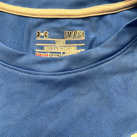 UA athletic Tshirt Sz S EUC - Picture 2 of 4